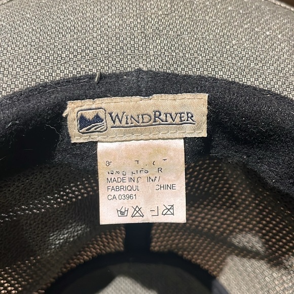 Old wind river  fishing hat - Picture 5 of 5